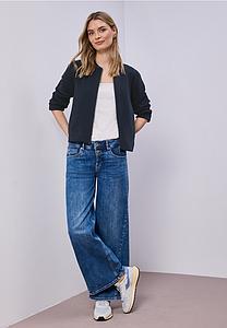 Veste manches crochet